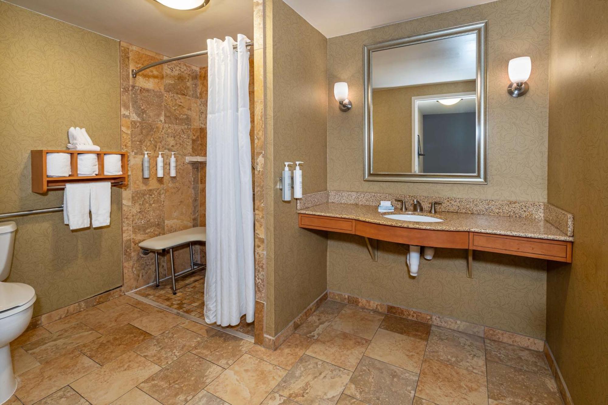 Hampton Inn & Suites Nashville-Vanderbilt-Elliston Place Екстериор снимка